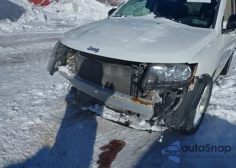 2015 Jeep Compass Sport z USA, uszkodzony, nr VIN 1C4NJDBB2FD151707